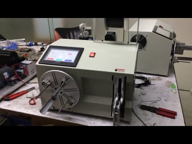 Automatisk trådlindning och bindning med WPM 212 – Effektiv industriell automation